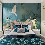 30 Percent Off! The Exquisite Gems Of - Garden Terrace 惠特比