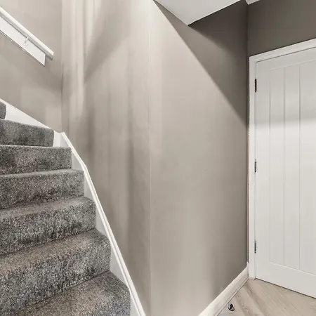 30 Percent Off! The Exquisite Gems Of - Garden Terrace Apartmán