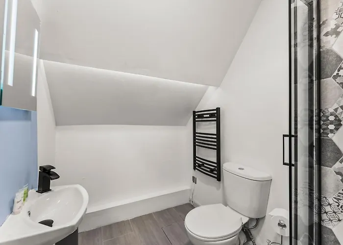 30 Percent Off! The Exquisite Gems Of - Garden Terrace アパート *