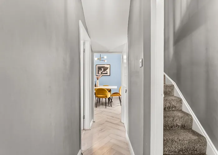 30 Percent Off! The Exquisite Gems Of - Garden Terrace