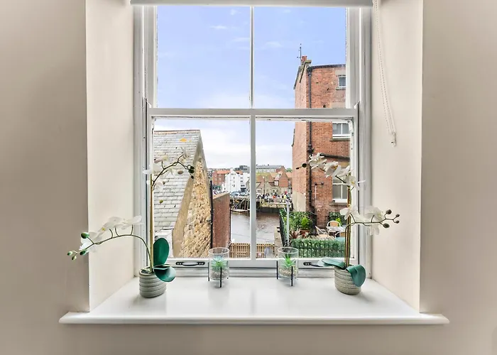 アパート 30 Percent Off! The Exquisite Gems Of - Garden Terrace ウィットビー