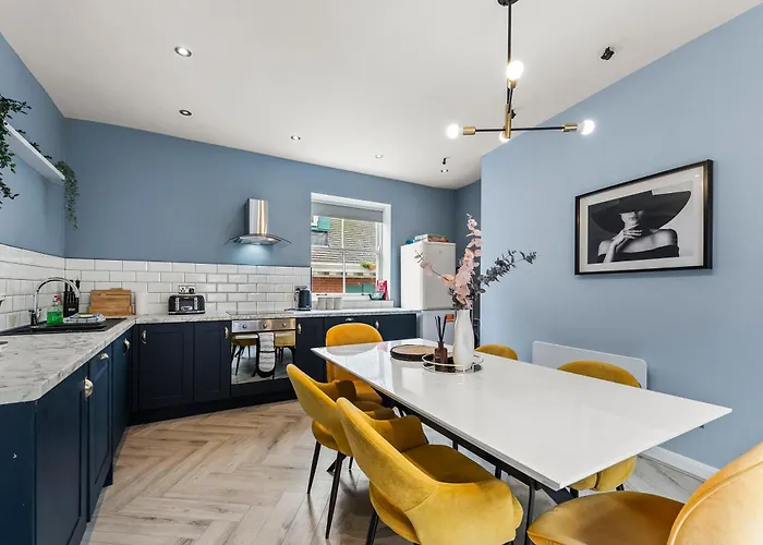 30 Percent Off! The Exquisite Gems Of - Garden Terrace