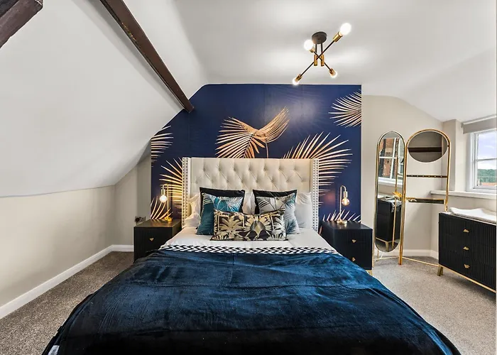 30 Percent Off! The Exquisite Gems Of - Garden Terrace アパート