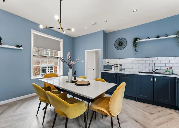 30 Percent Off! The Exquisite Gems Of - Garden Terrace