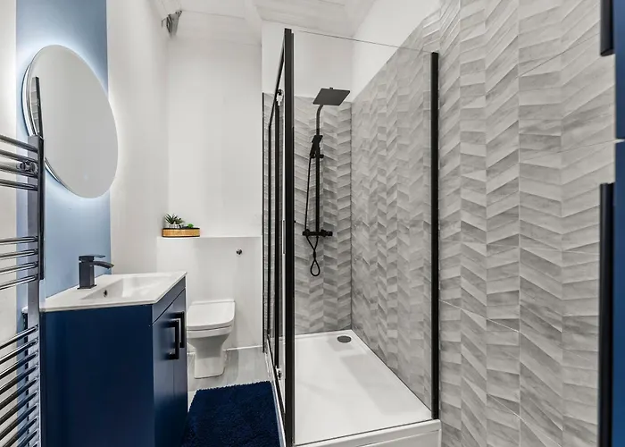 30 Percent Off! The Exquisite Gems Of - Garden Terrace *