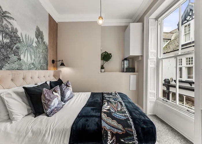 30 Percent Off! The Exquisite Gems Of - Garden Terrace アパート *