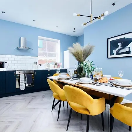 30 Percent Off! The Exquisite Gems Of - Garden Terrace Whitby