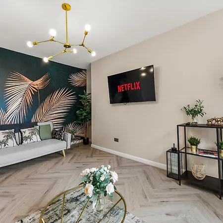 30 Percent Off! The Exquisite Gems Of - Garden Terrace *