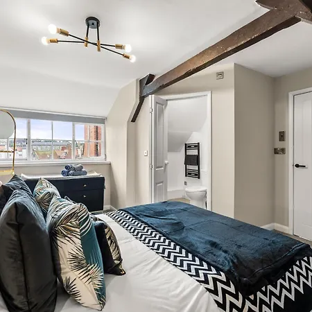 Apartament 30 Percent Off! The Exquisite Gems Of - Garden Terrace