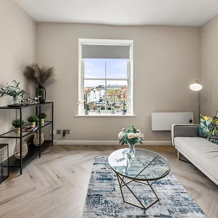 Apartament 30 Percent Off! The Exquisite Gems Of - Garden Terrace Whitby